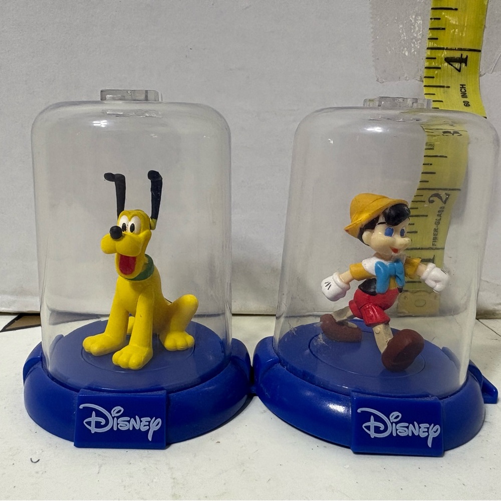 2 Disney Domez Figures. Pluto & Pinocchio